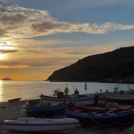 Le Terrazze Di Martina Vila Nicotera Exterior foto